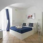 都拉如亚旅馆 3* 那不勒斯