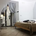 Maison Du La Rua (adults Only) Alojamento de Acomodação e Pequeno-almoço Nápoles
