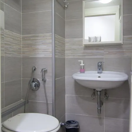 فندق مبيت وإفطار Maison Du La Rua (adults Only) 3*