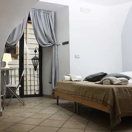 Maison Du La Rua (adults Only) Panzió Nápoly