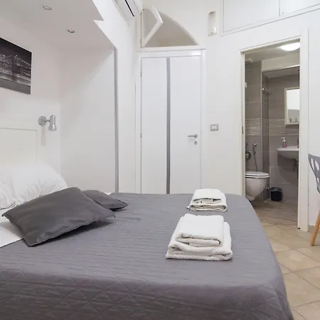 Maison Du La Rua (adults Only) 3* نابولي