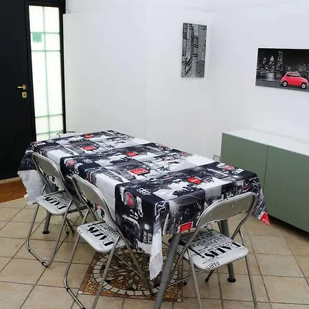 فندق مبيت وإفطار Maison Du La Rua (adults Only)