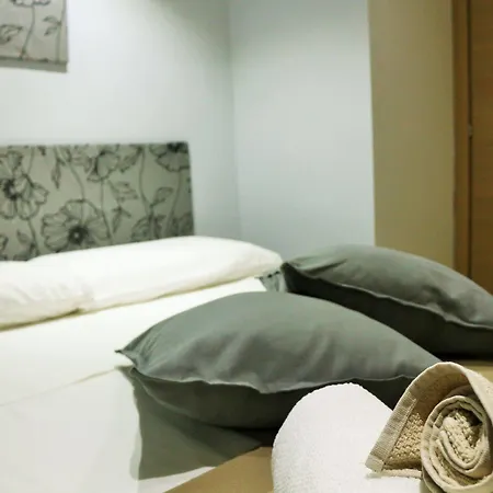 Panzió Maison Du La Rua (adults Only)