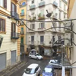 Maison Du La Rua (adults Only) Oda ve Kahvaltı Napoli